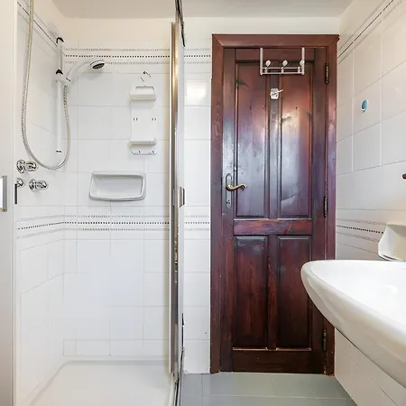 Domus Bianca - 시미우스